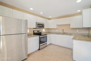 Photo #4: 6985140 Listing