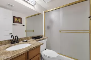 Photo #5: 6985195 Listing