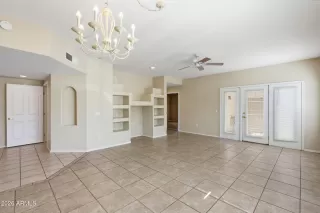 Photo #6: 6985257 Listing 