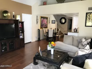 Photo #2: 6985287 Listing 