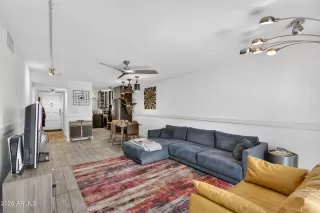 Photo #3: 6985461 Listing