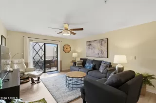 Photo #1: 6986092 Listing