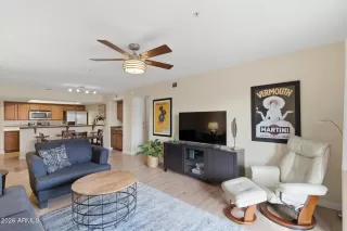 Photo #3: 6986092 Listing