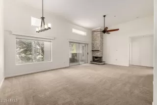 Photo #1: 6986137 Listing 