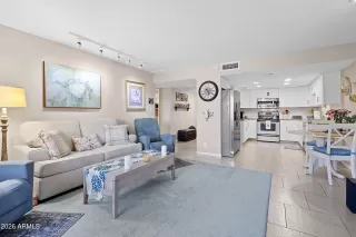 Photo #1: 6986150 Listing