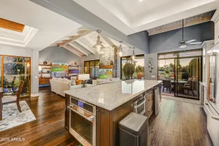 Photo #5: 6986163 Listing 