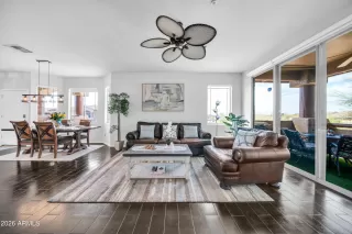 Photo #4: 6986175 Listing 