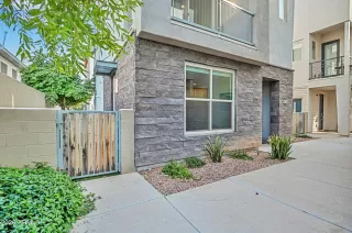 Photo #1: 6986276 Listing