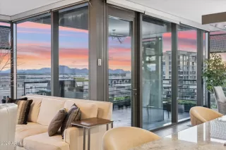 Photo #2: 6986289 Listing 