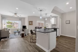 Photo #2: 6986300 Listing 