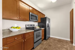 Photo #3: 6986310 Listing 