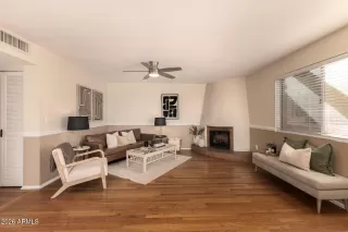 Photo #2: 6986375 Listing 