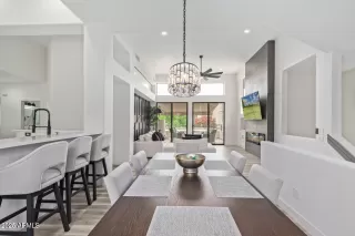 Photo #2: 6986479 Listing 