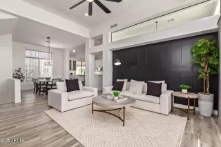 Photo #5: 6986479 Listing 