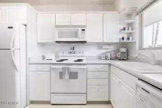 Photo #1: 6986522 Listing