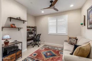 Photo #5: 6986682 Listing