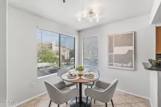 Photo #2: 6986725 Listing 