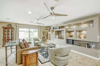 Photo #4: 6986732 Listing