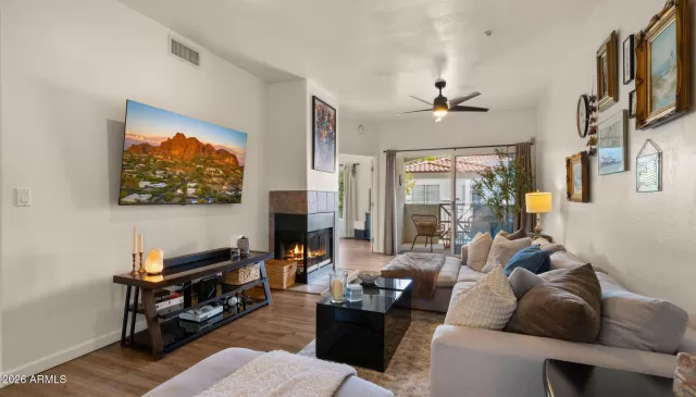 MLS: 6986888 Condo For Sale