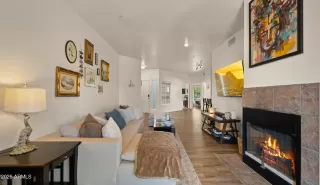 Photo #1: 6986888 Listing 