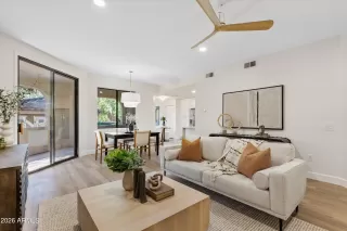 Photo #1: 6986925 Listing 