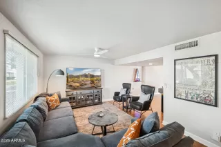 Photo #4: 6987078 Listing 