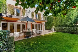 Photo #1: 6987152 Listing 