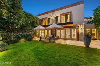 Photo #2: 6987152 Listing 