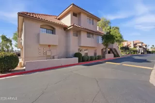 More Details about MLS # 6987273 : 1211 N MILLER ROAD 101#101