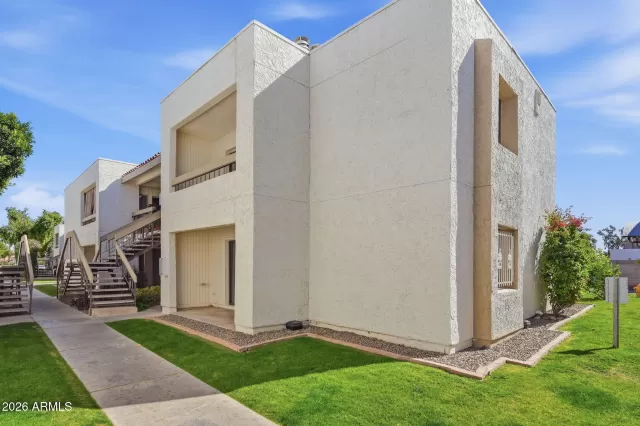 MLS: 6987490 Condo For Sale