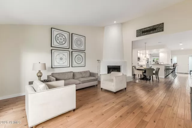 MLS: 6987548 Condo For Sale