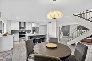 Photo #2: 6987740 Listing 