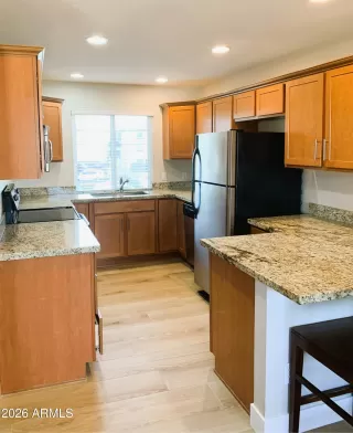 Photo #5: 6987867 Listing 