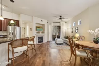 Photo #4: 6987953 Listing