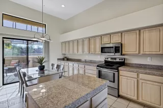 Photo #4: 6988011 Listing