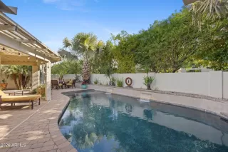 Photo #4: 6988145 Listing 