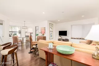 Photo #4: 6988493 Listing 