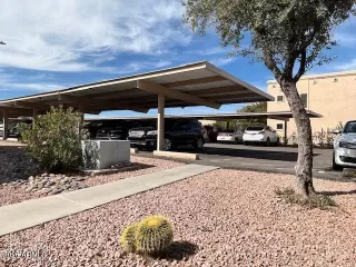 Photo #5: 6988564 Listing