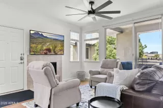 Photo #2: 6988619 Listing 