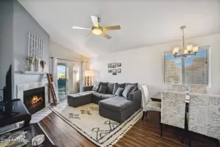 Photo #2: 6988703 Listing