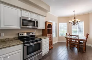 Photo #2: 6988712 Listing