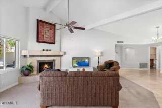 Photo #6: 6988879 Listing 