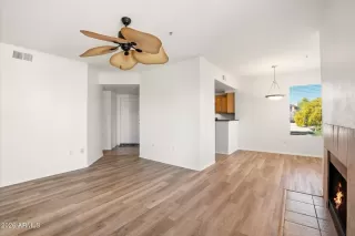 Photo #2: 6989156 Listing