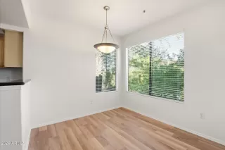 Photo #5: 6989156 Listing