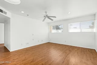 Photo #2: 6989213 Listing