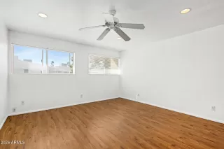 Photo #3: 6989213 Listing