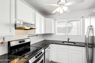 Photo #5: 6989213 Listing