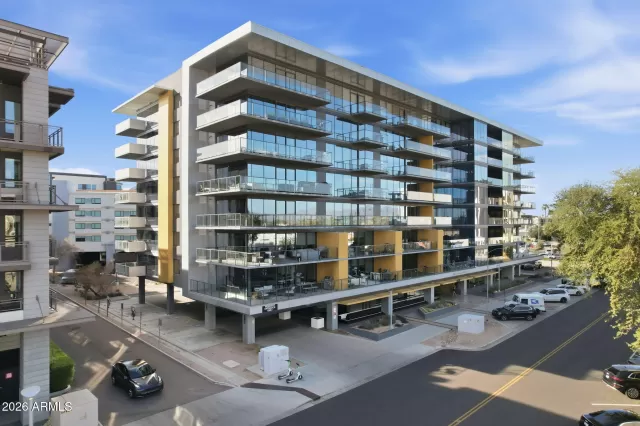 MLS: 6989290 Condo For Sale