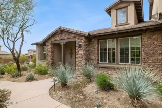 More Details about MLS # 6989300 : 18551 N 94TH STREET