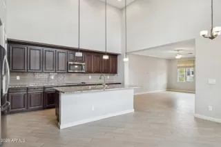 Photo #6: 6989300 Listing 